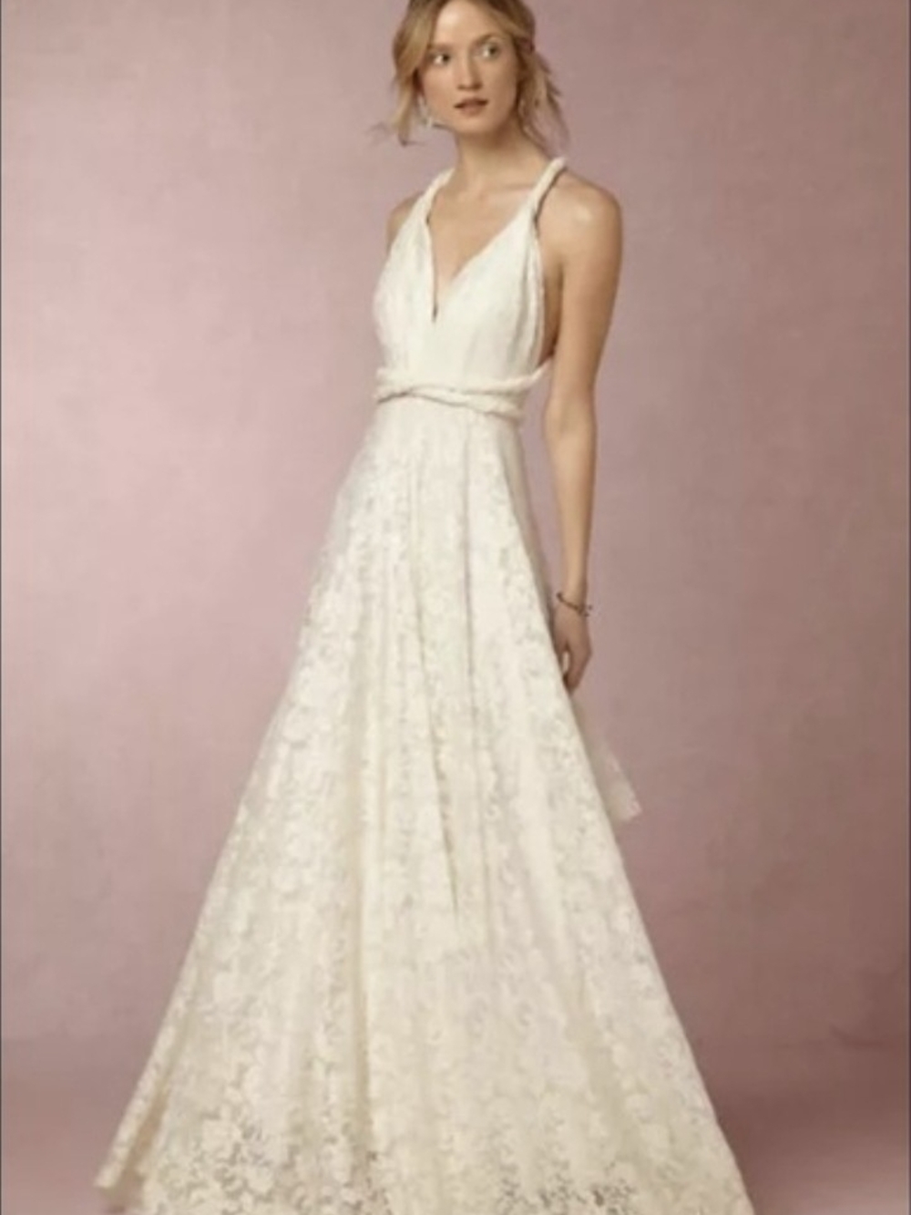 TWOBIRDS Off White Infinity Wedding Dress